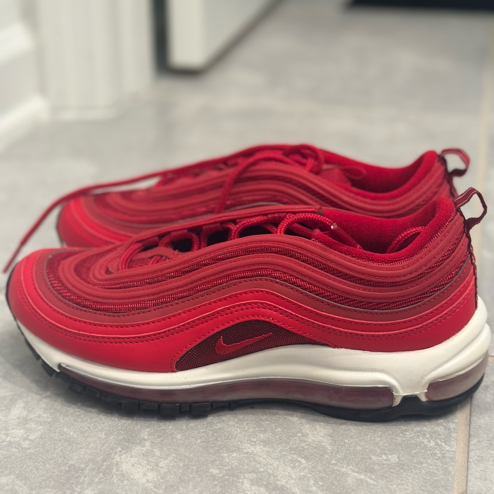 Nike Air Max 97 in Vibrant Red - Picture 2 of 4